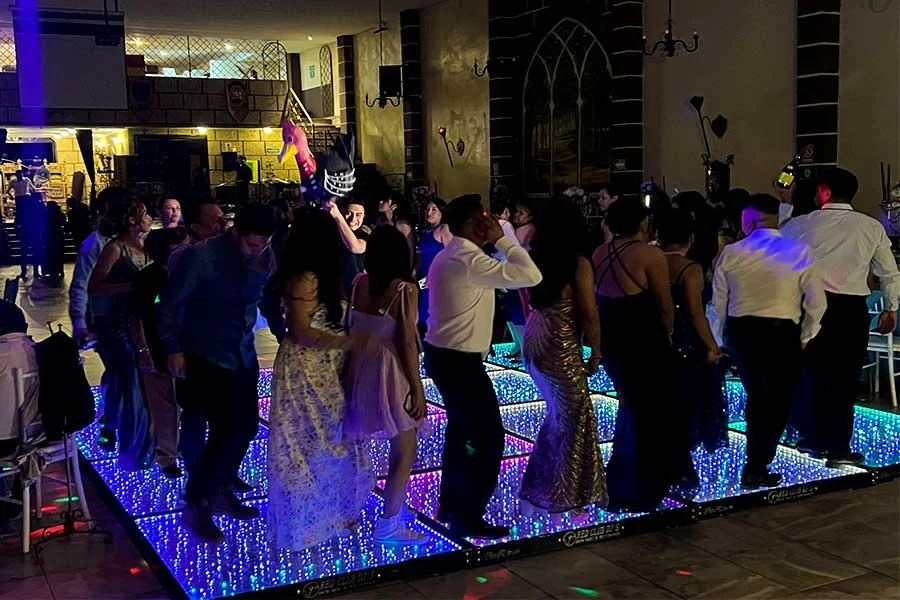 Pista con iluminación inteligente