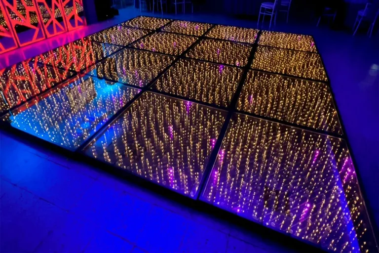 Renta-de-pista-iluminada-elegante